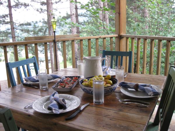Patio-Perfect for Outside BBQ and Meals
