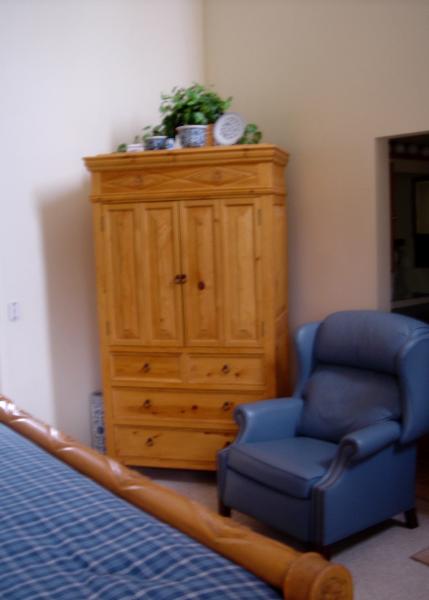 Master Bedroom, Armoire with Cable Television