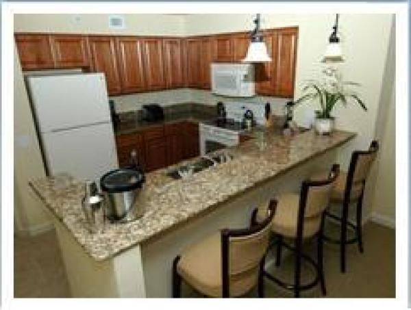 Kitchen & Bar