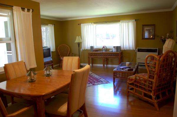 Country Cottage livingroom