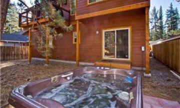 South Lake Tahoe, California, Vacation Rental Cabin