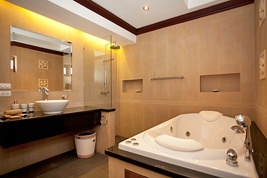 Pratumank Hill Luxury Villa Rentals