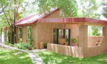 Santa Fe, New Mexico, Vacation Rental House