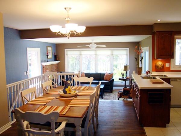 Cottage Eating Area 