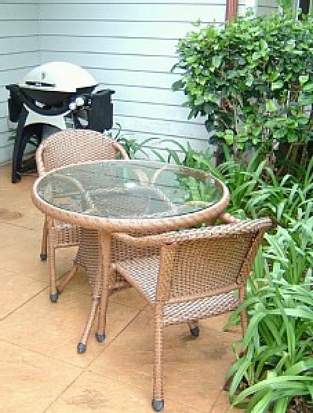 Outdoor Dining on Golf Course