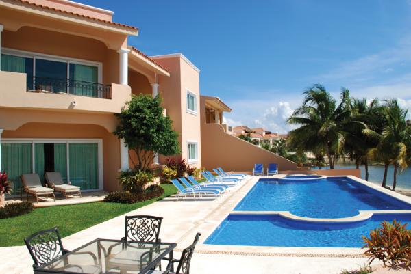 Exterior of aventuras club lagoon