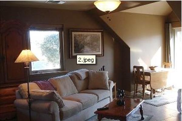 Warm & comfortable seating and dinning area
