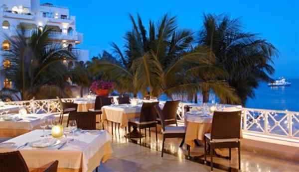 Restaurant with Sea View