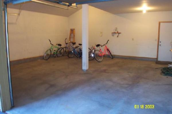 Spacious Garage