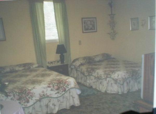 Bedroom with Two Double Beds