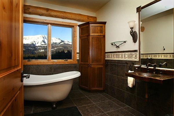 Vanity Bath with Champagne Massage Slipper Tub