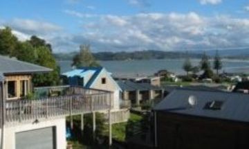 Brophy's Beach, Whitianga, Vacation Rental House