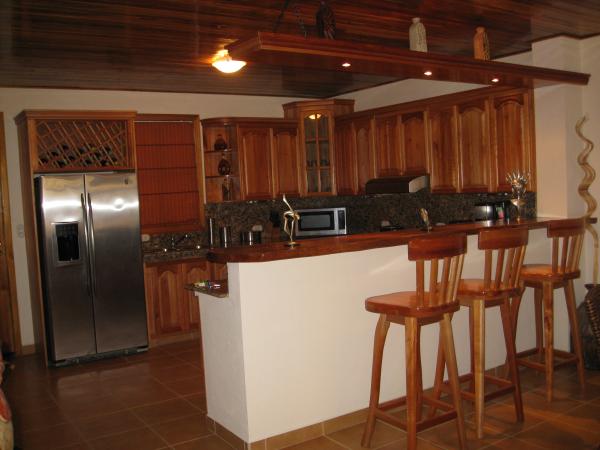 Large Snack Bar