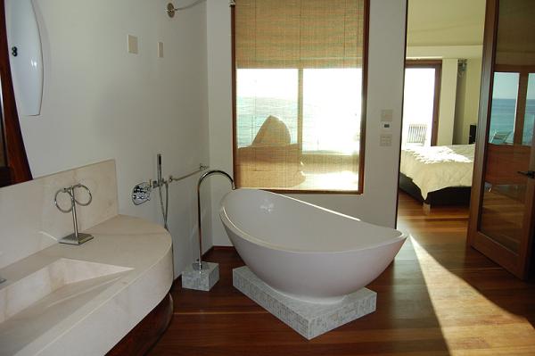 Italian Marble Tub Master Bath