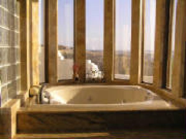 Master Bedroom Jacuzzi Tub