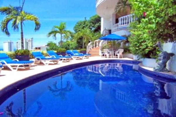 Sunrise Pool - Tropical Flowers Provide Shade