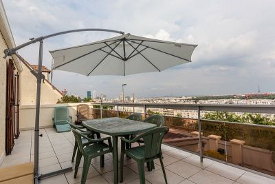 Paris Bella Vista  terrace
