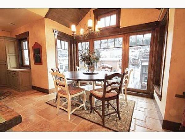 Breakfast Nook, Nice View of Park City Mountain