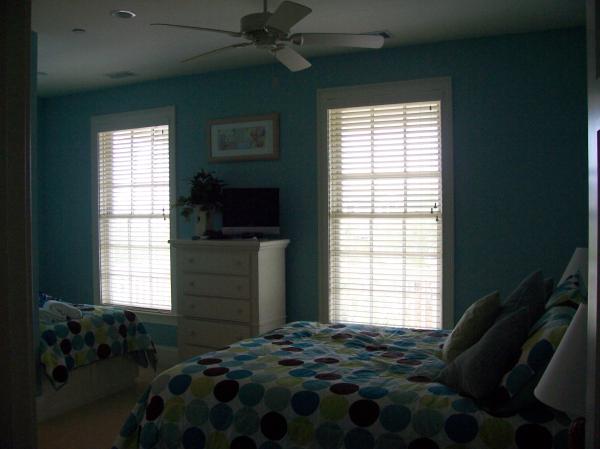 Aqua Room