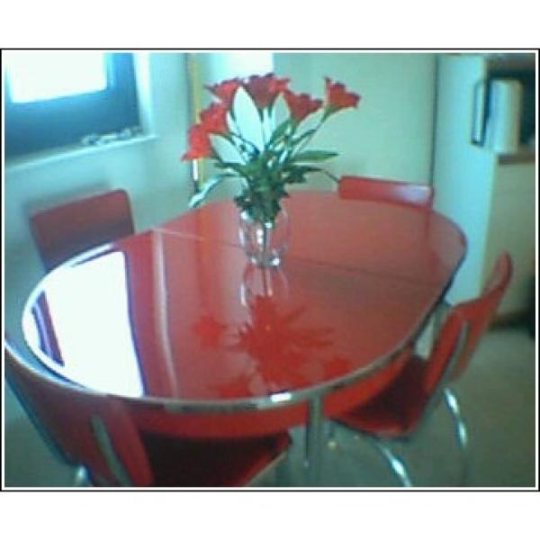Inside Sitting Table
