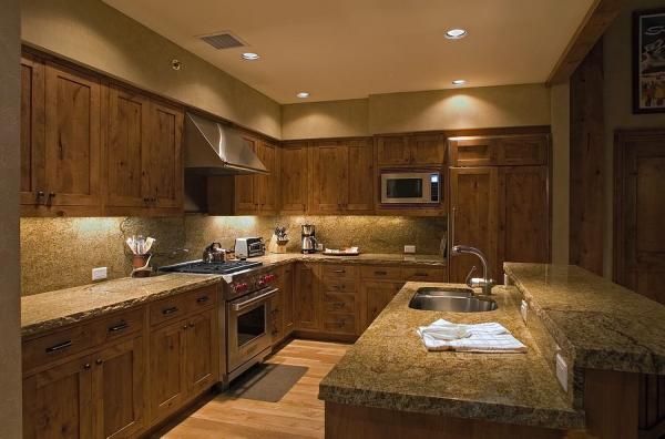 Another view of Serving Kitchen