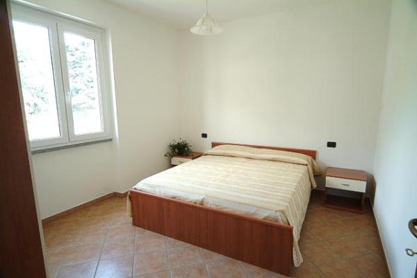 Domaso, Lombardy, Vacation Rental Apartment