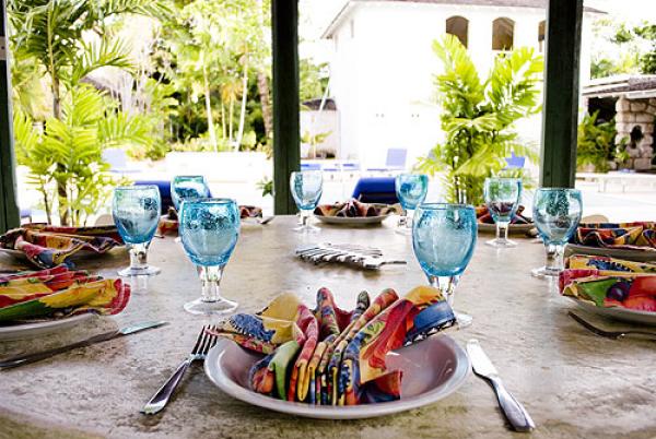 Lunch in the gazebo, poolside