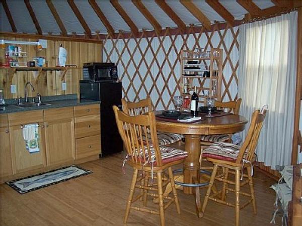 Bay City, Oregon, Vacation Rental Cottage