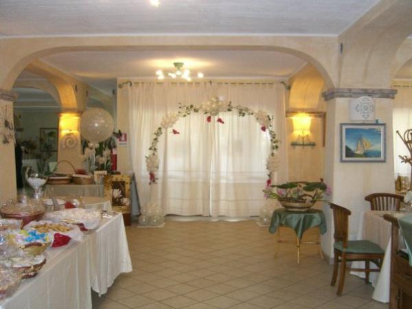 Wedding Arrangement