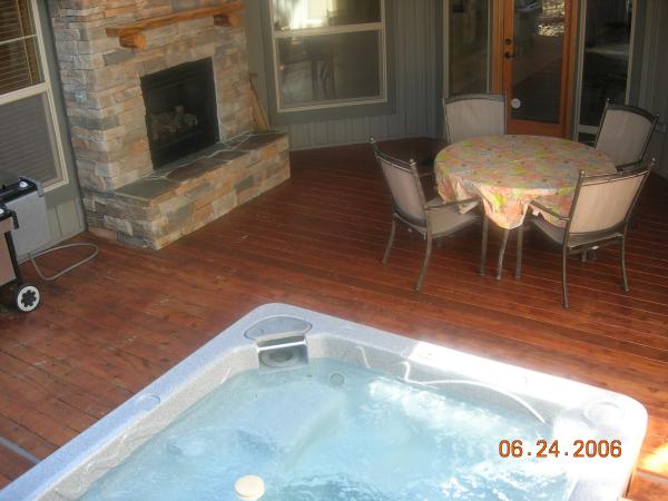 spa in private court yard