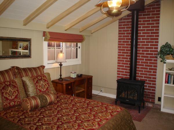 Carmel, California, Vacation Rental Cottage