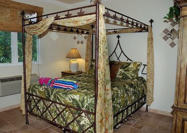 Each BR is Beautifully Decorated In Island Motif