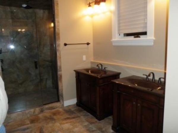 Master Ensuite