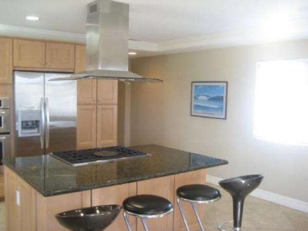 Another View of Break Fast Bar