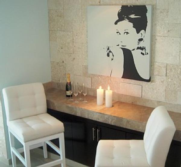 Classical Bar Scene 