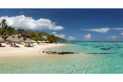 Hilton Moorea Lagoon Resort beach