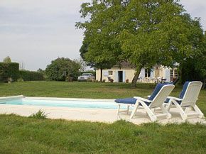 Monfaucon cottage with pool