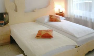Locarno, Ticino , Vacation Rental Condo