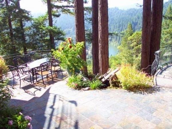Patio with Dining