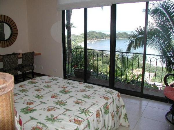 Two identical Master Bedrooms each w/ bathroom