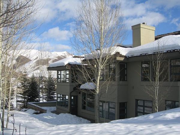 Exterior View with Surrounding Area