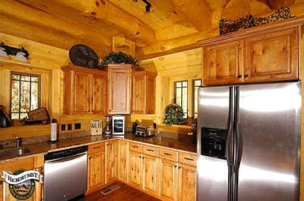 Fully Equipped Kitchen with Fridge