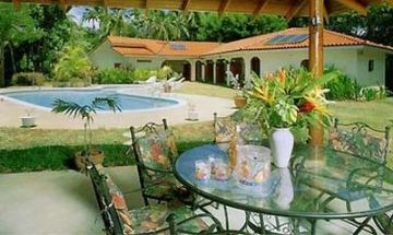 Queen's Fort, St. James , Vacation Rental House