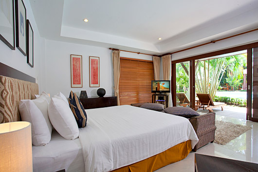 Bang Tao Beachfront Vacation Rentals