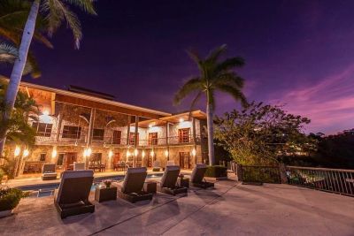 Villa Puesta Del Sol: Private Villa Ocean front Retreat in  Playa Ocotal