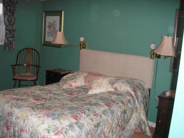 Second floor Front Room