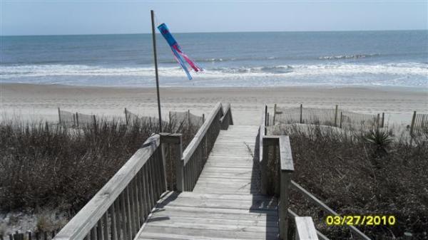 The Way to Beach