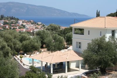 View of house and surroundings