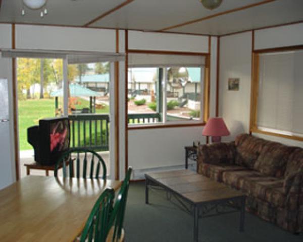 Shuswap Lake, British Columbia, Vacation Rental Cottage