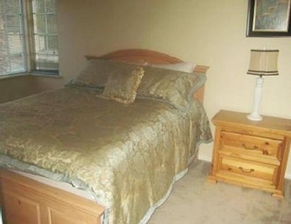 Queen Bedroom